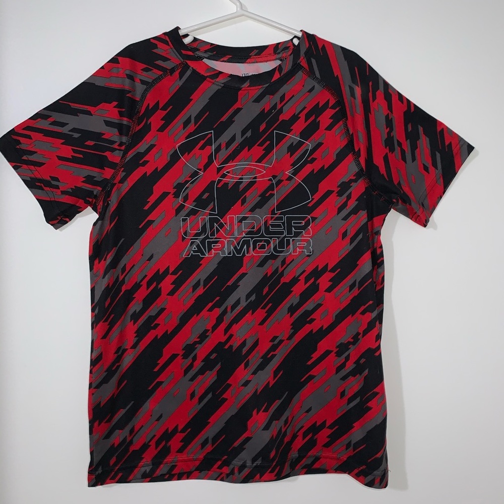 Under Armour Athletic Boys Tee